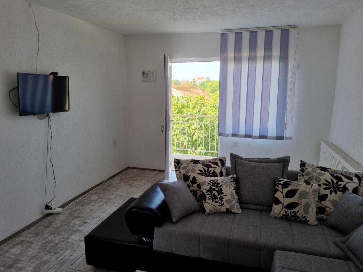 Apartmani Plavi Jagodina Εξωτερικό φωτογραφία