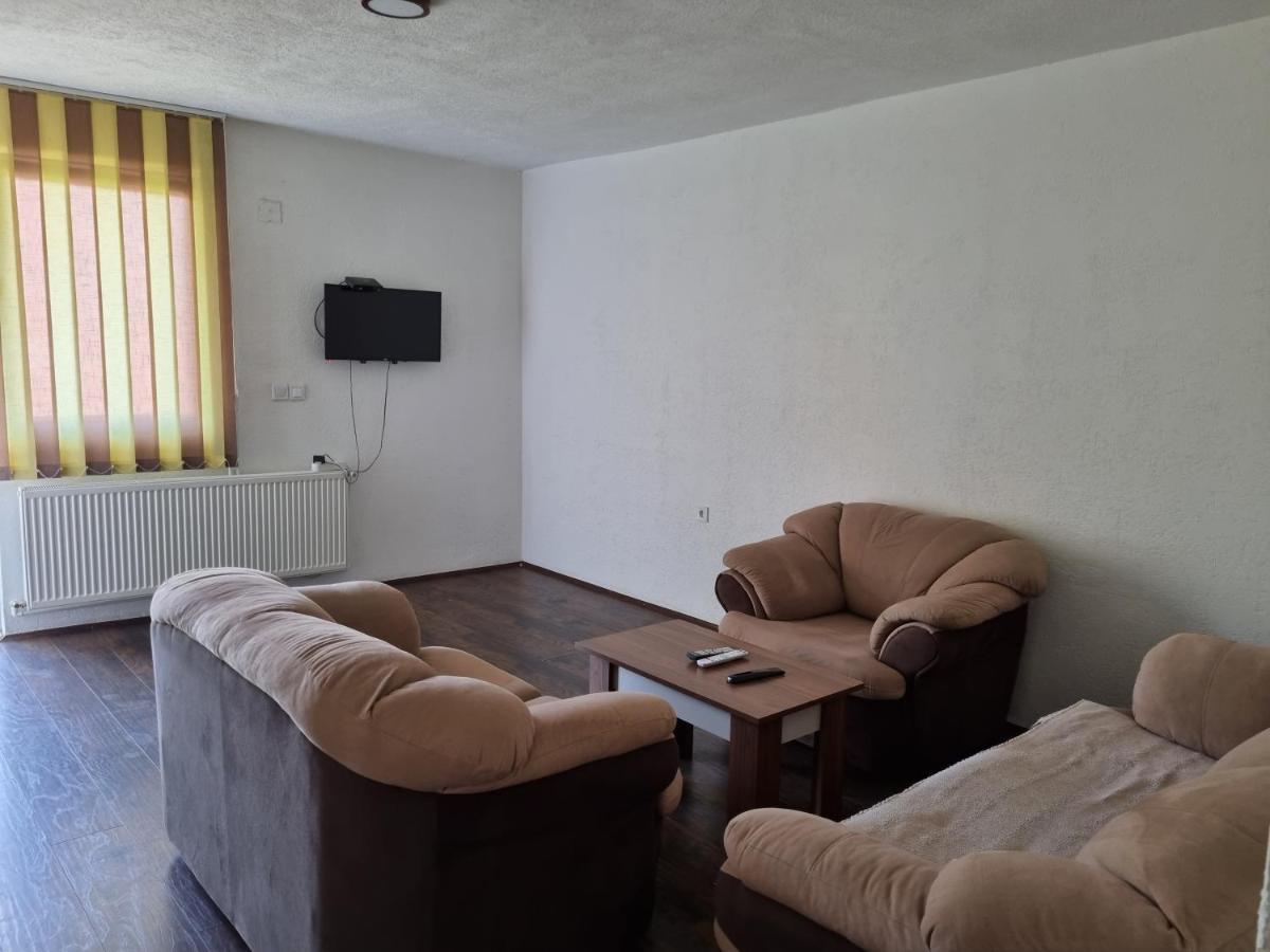 Apartmani Plavi Jagodina Εξωτερικό φωτογραφία